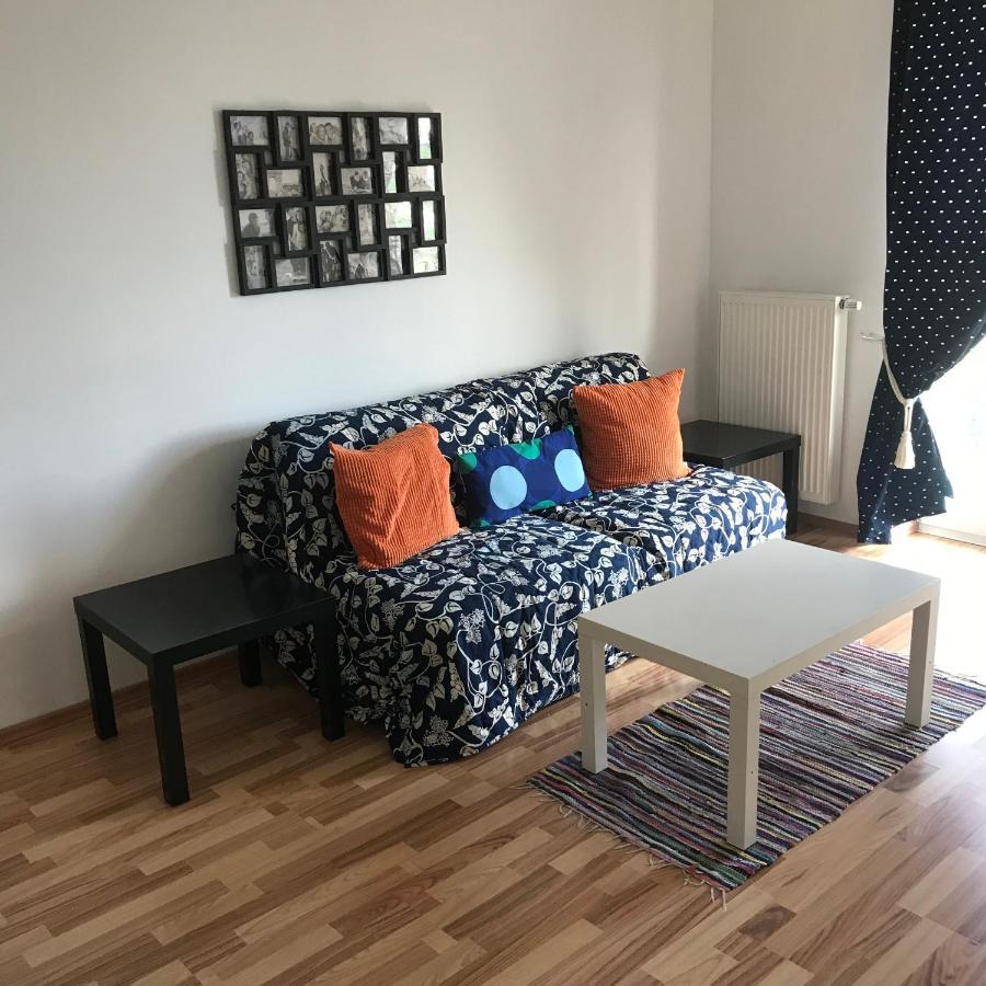 Lg Living Apartment Щокерау Екстериор снимка