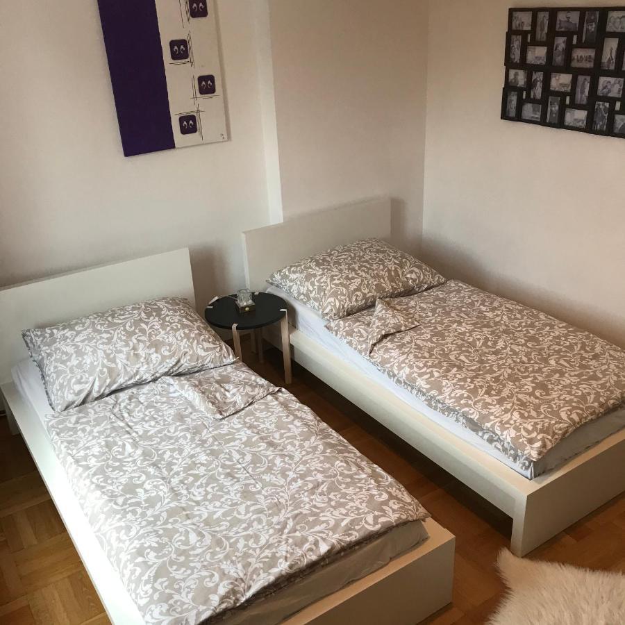 Lg Living Apartment Щокерау Екстериор снимка