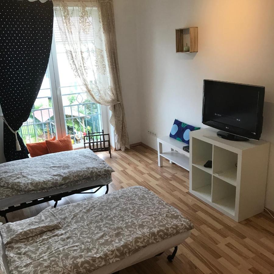 Lg Living Apartment Щокерау Екстериор снимка