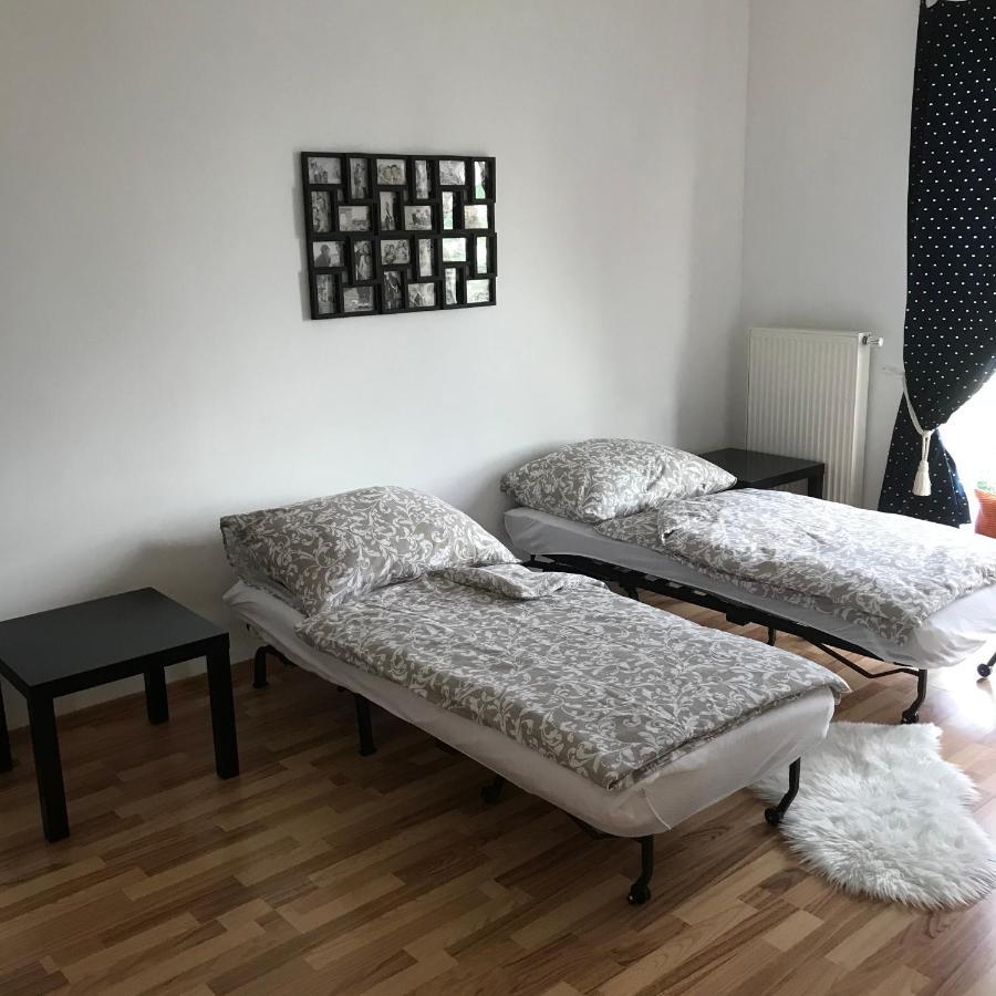 Lg Living Apartment Щокерау Екстериор снимка